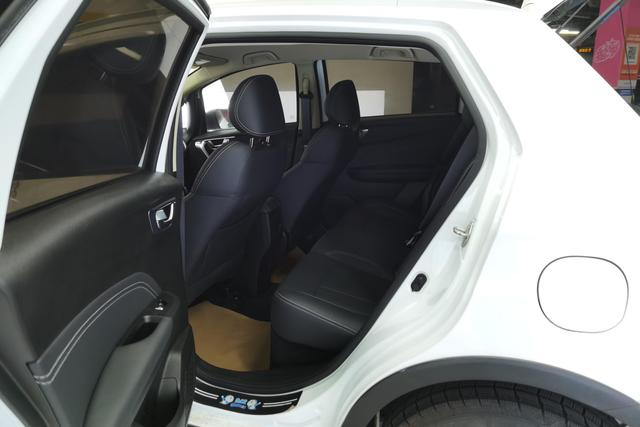 Geely X3 2019 1.5 L MT — фото 16