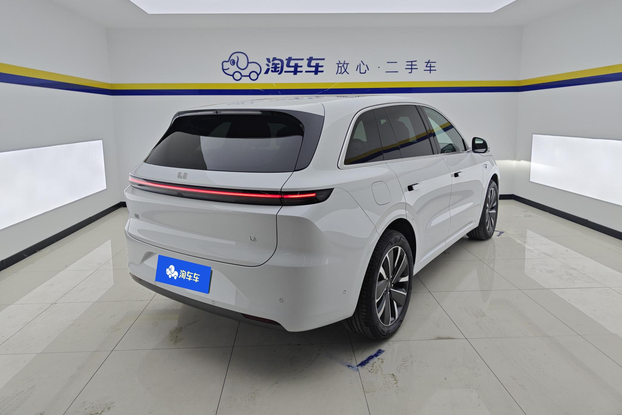 Li Auto L6 2025 Pro