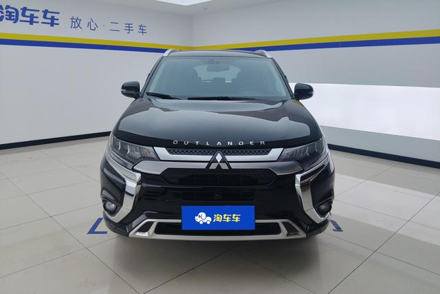 Mitsubishi Outlander 2021 2.4 L 4 WD 5 — фото 2