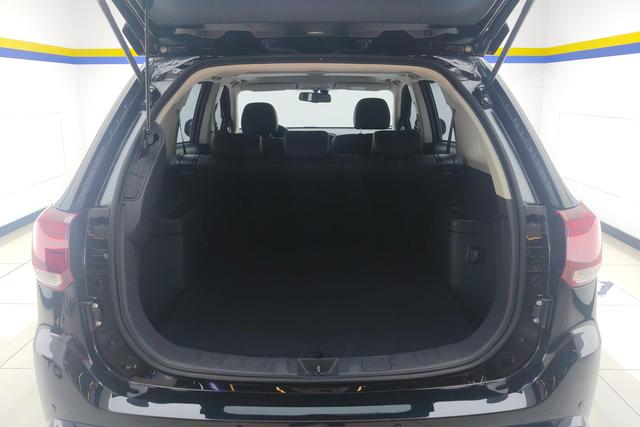Mitsubishi Outlander 2021 2.4 L 4 WD 5 — фото 17