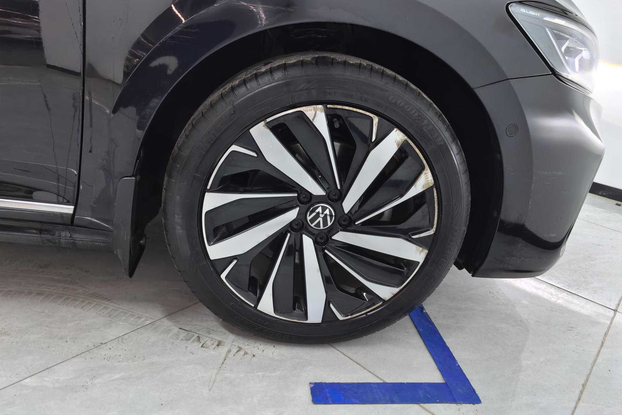 Volkswagen Passat 2022 330TSI Luxury