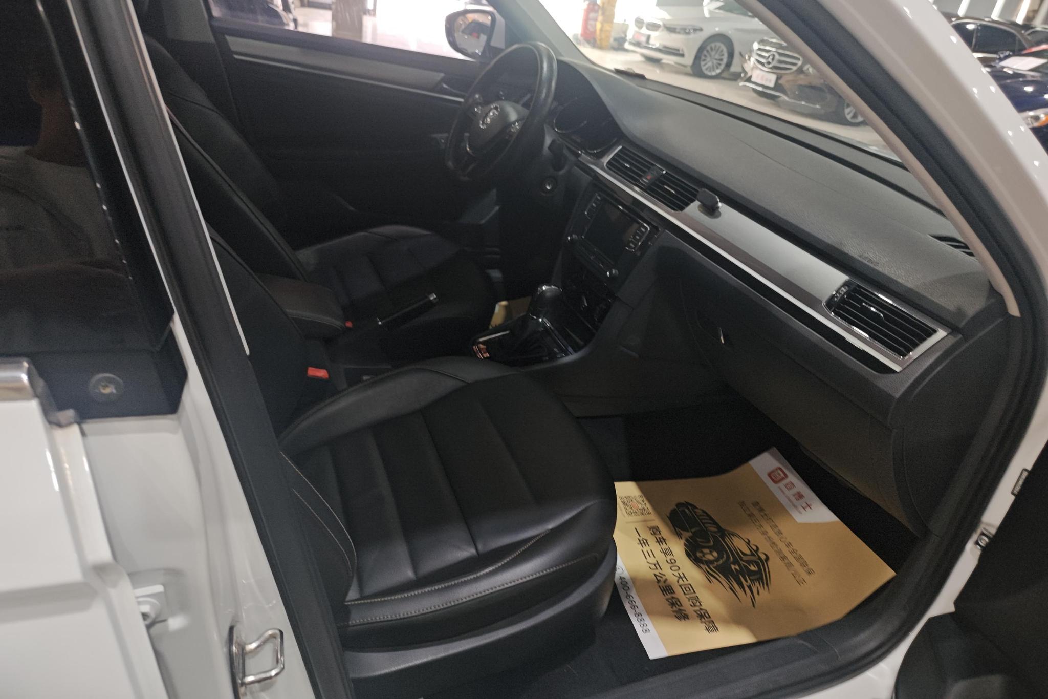 Volkswagen Bora 2018 1.5L AT Comfort