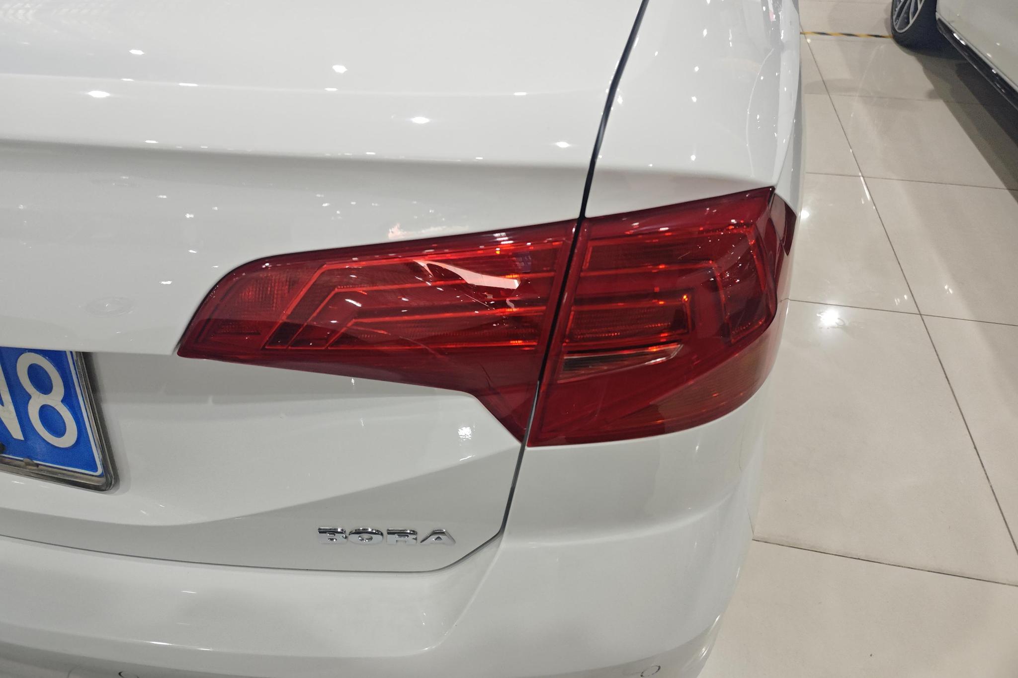 Volkswagen Bora 2018 1.5L AT Comfort