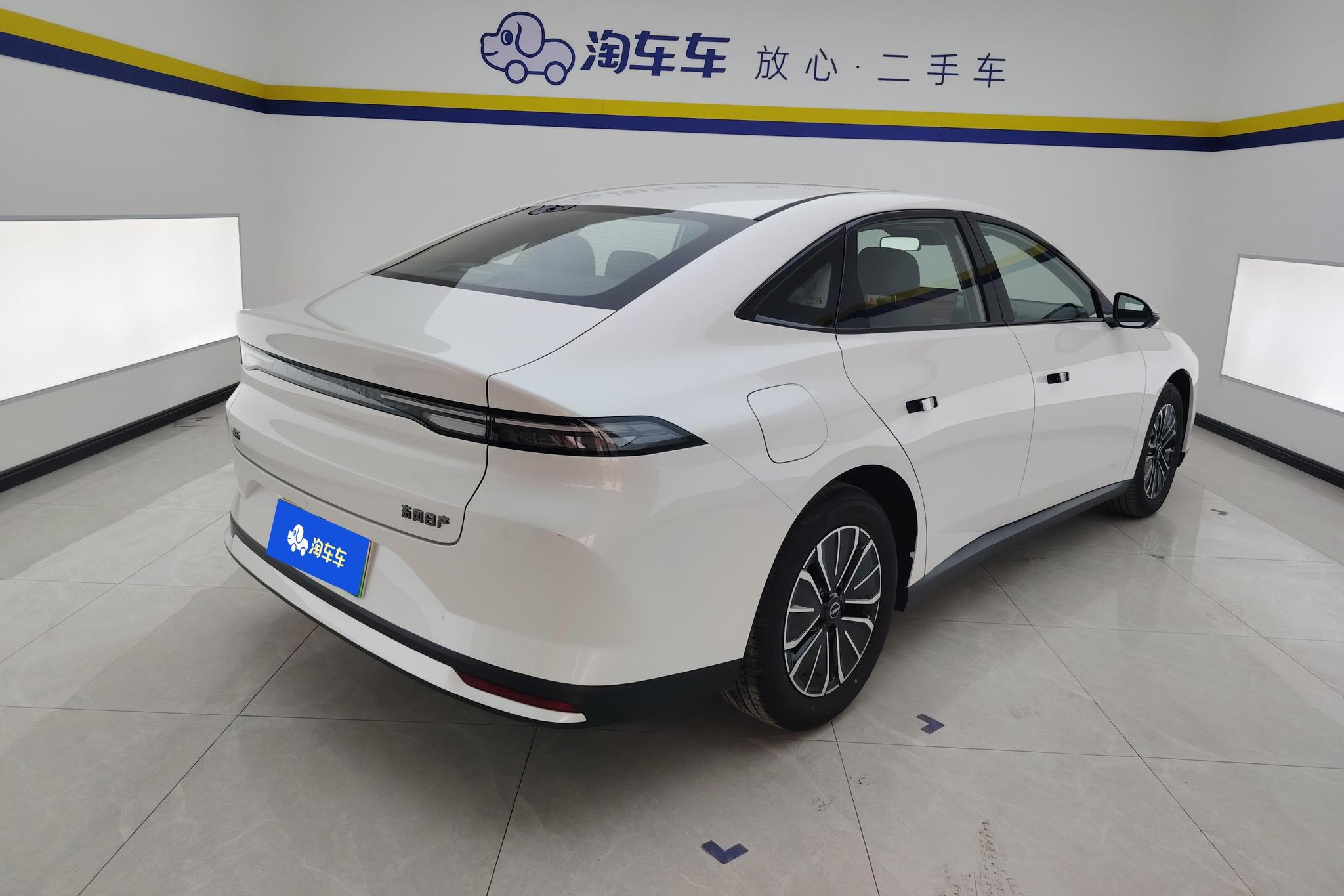 Nissan N6 2026 180 Max