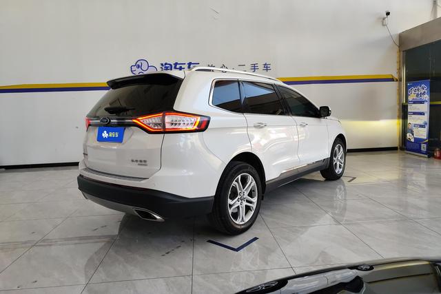 Ford Edge 2018 Eco Boost 245 2 WD 7 V — фото 3