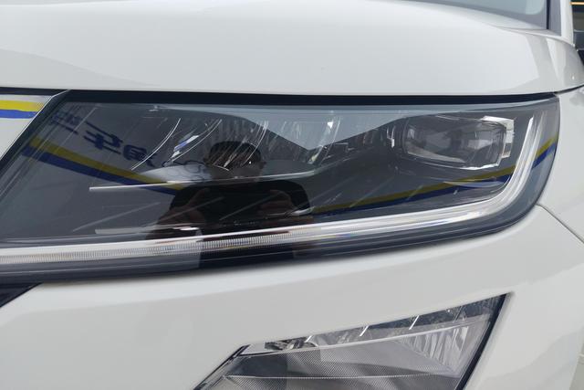 Skoda GT 2019 TSI 330 2 WD VI — фото 4