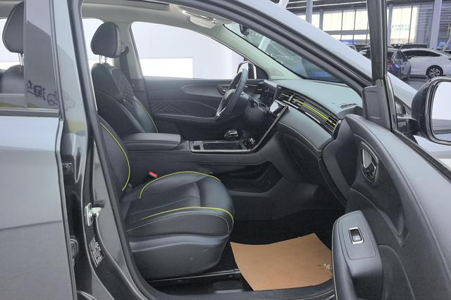 Roewe RX5 2021 PLUS 330 TGI AT — фото 15