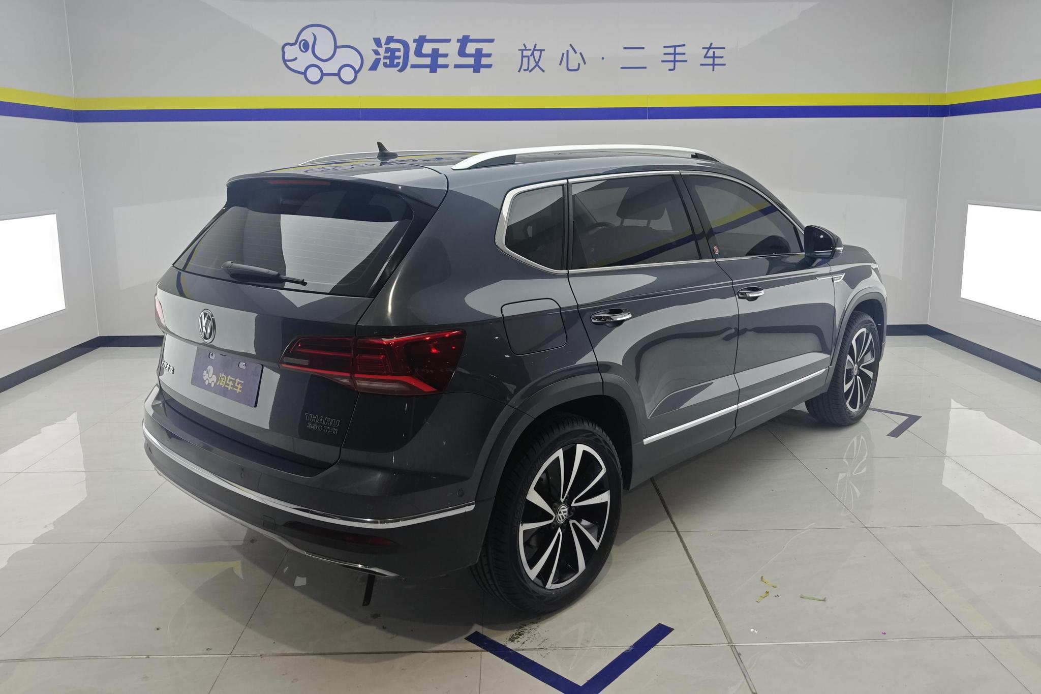 Volkswagen Tharu 2019 330TSI Flagship VI