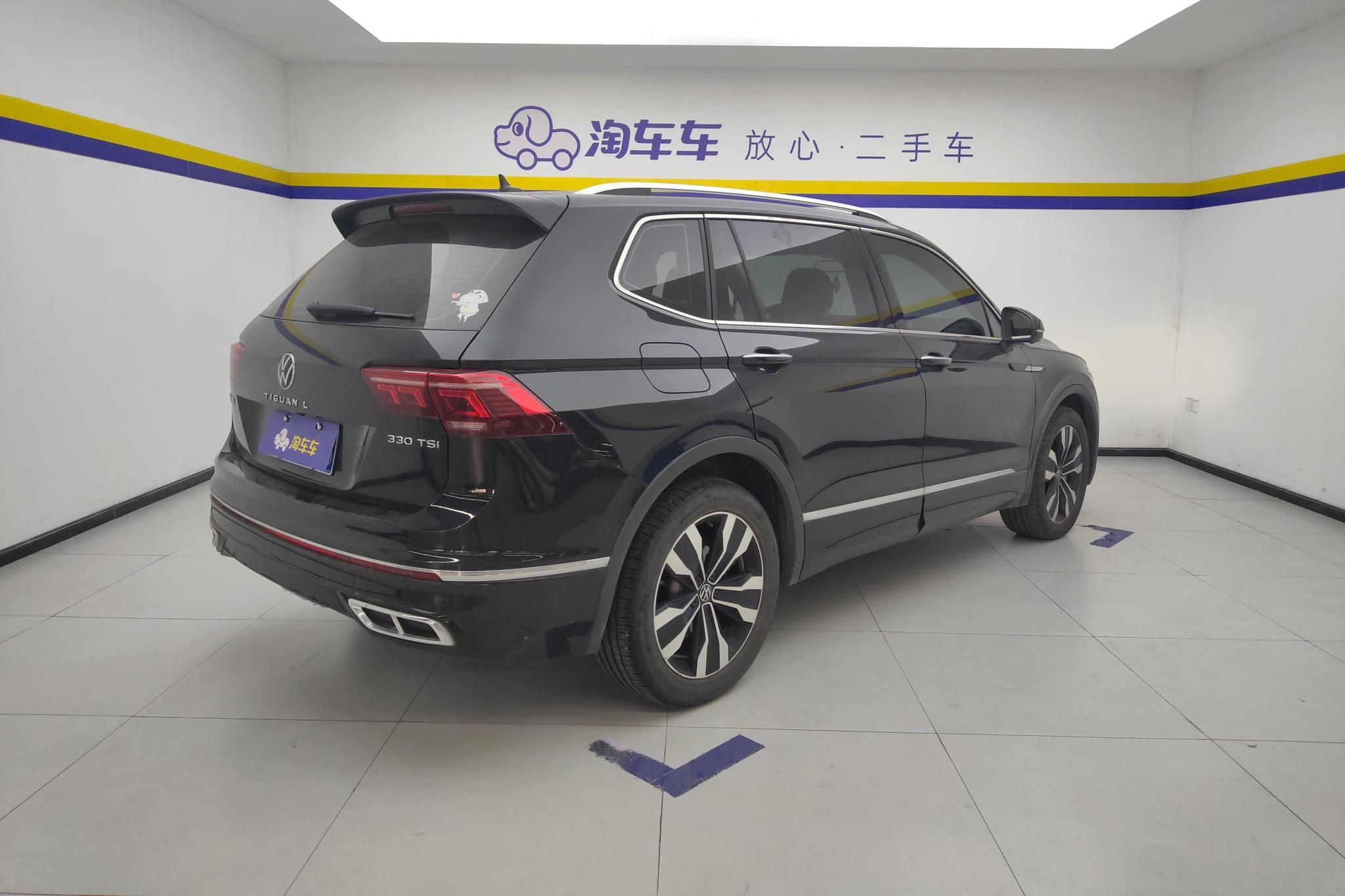 Volkswagen Tiguan L L 2022 330TSI AT R-Line