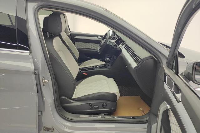 Volkswagen Magotan 2023 200 330 TSI DSGLuxury — фото 15