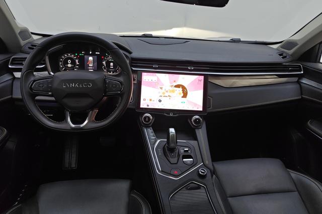 Lynk & Co 01 2023 2.0 TD 2 WD Pro — фото 11
