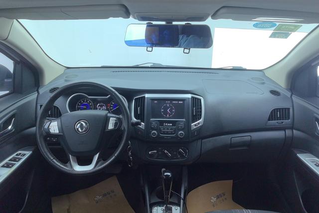 Dongfeng Fengshen Fengshen AX3 2016 — фото 12