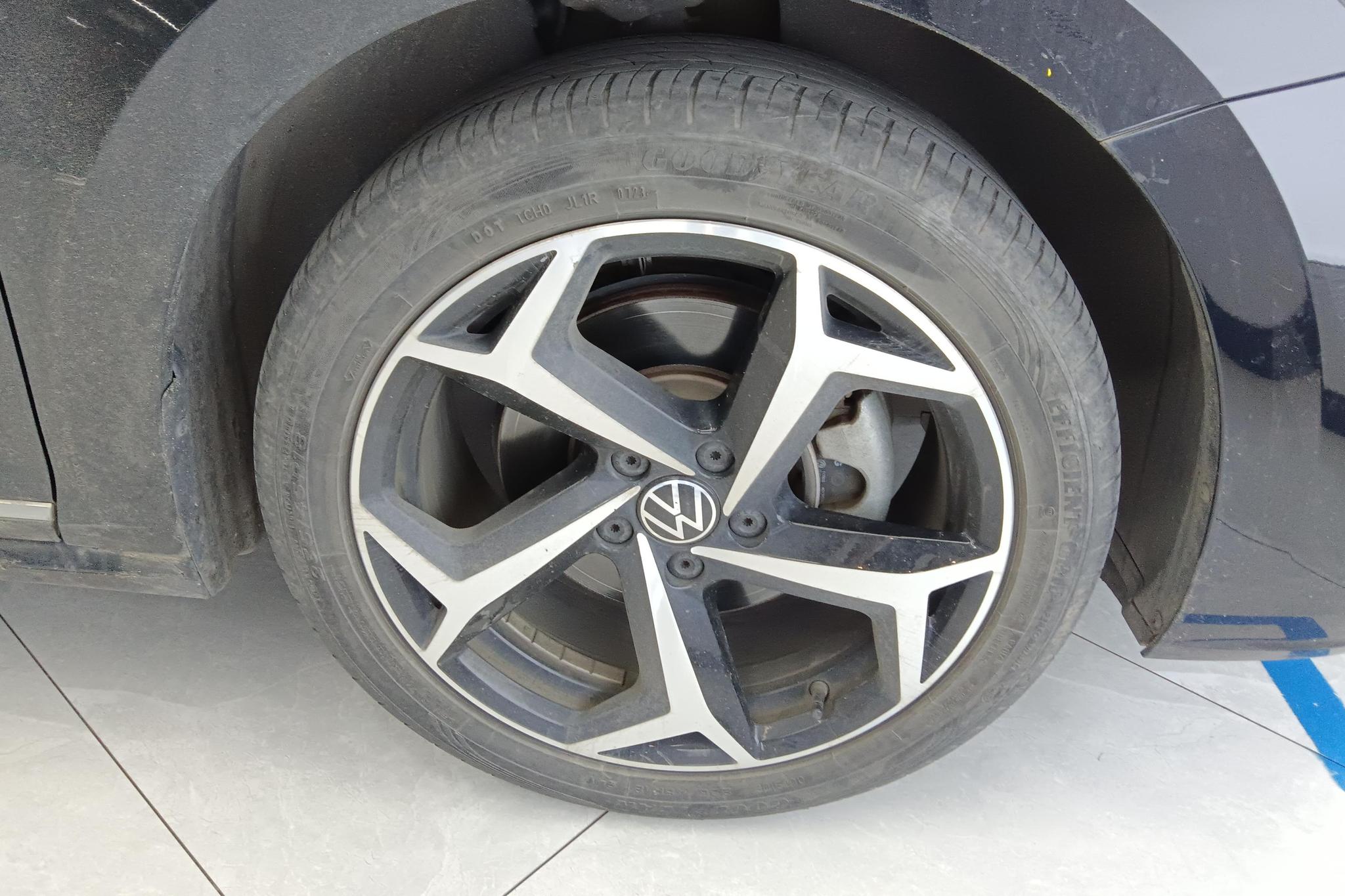Volkswagen Passat 2023 330TSI Elite
