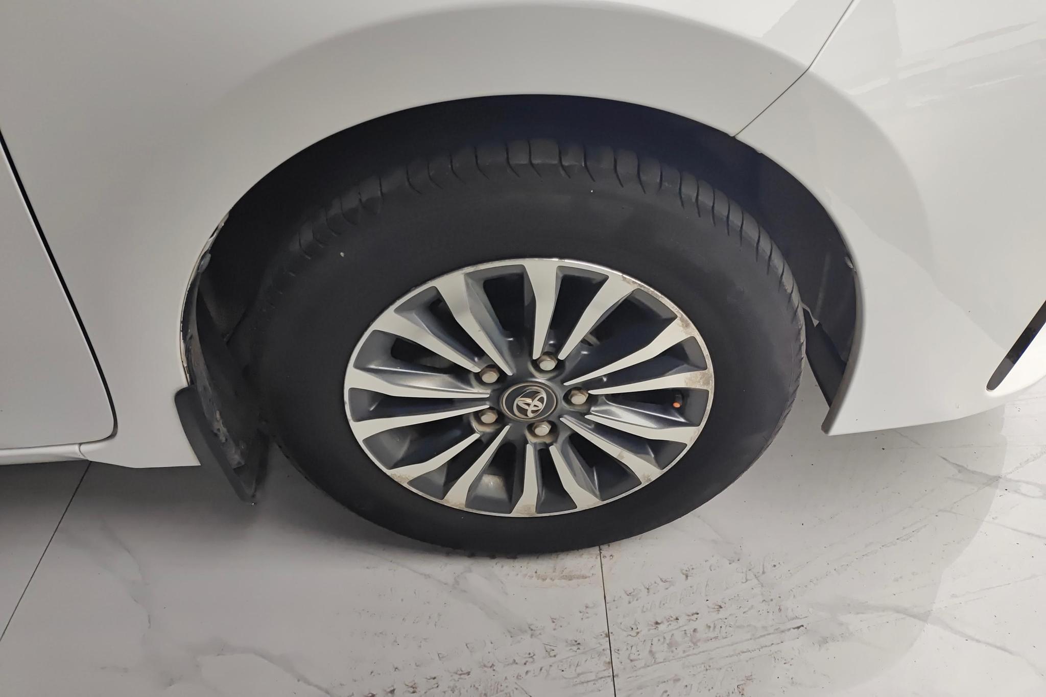 Toyota Corolla 2017 1.2T S-CVT GL V