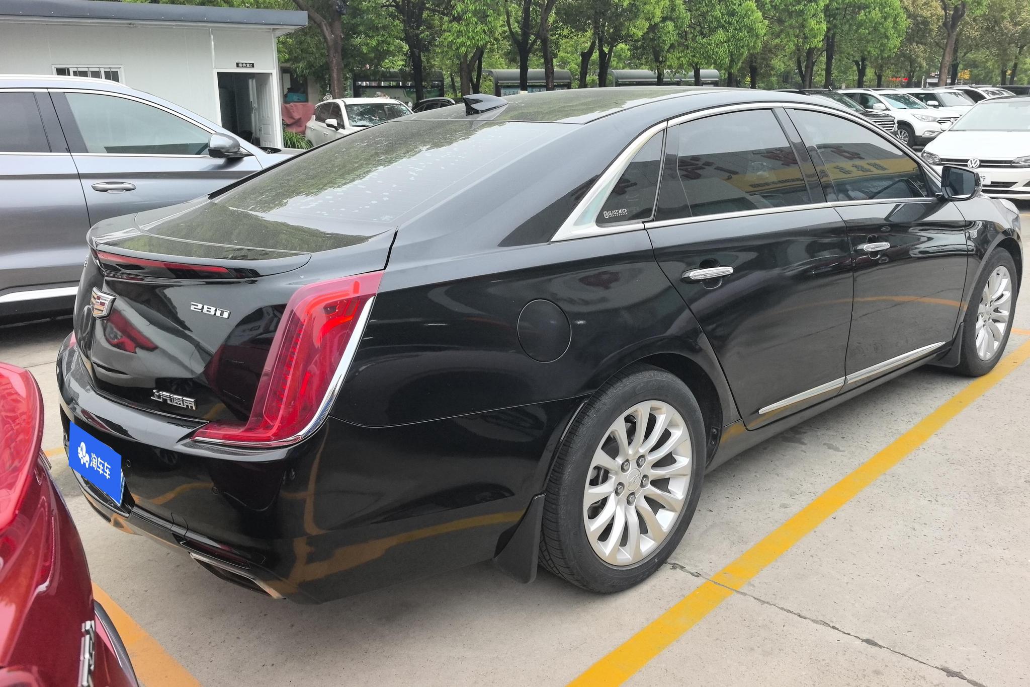 Cadillac XTS 2018 28T