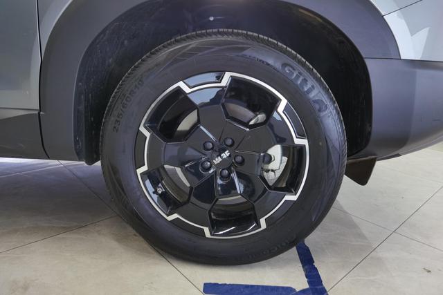 BAIC BJ30 2024 1.5 T DHT 4 WD — фото 4