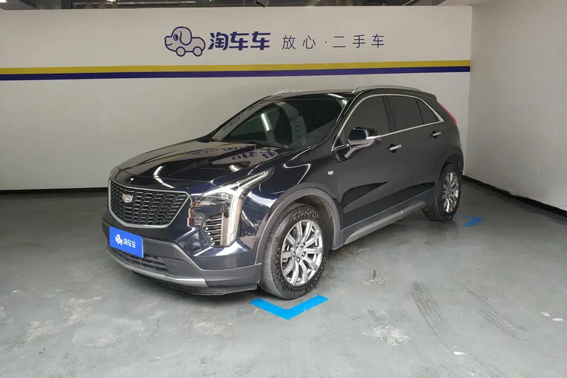 Cadillac XT4 — фото 1
