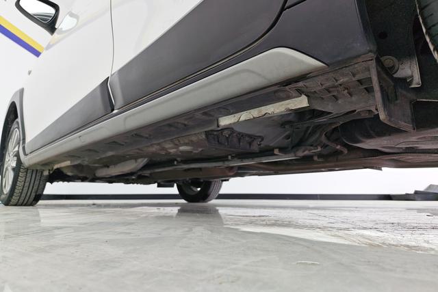 Toyota YARIS L 2020 X 1.5 L CVT — фото 7