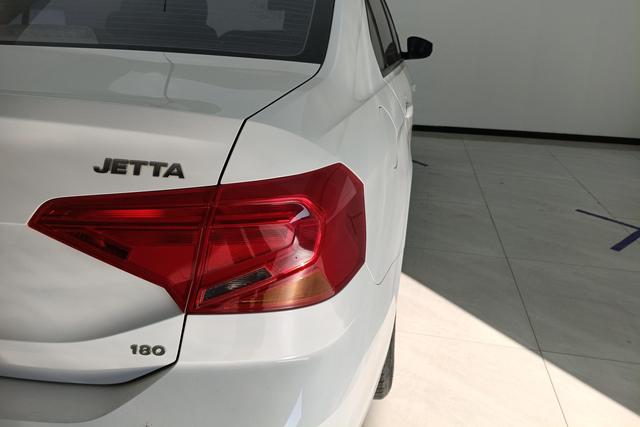 Volkswagen Jetta 2019 — фото 4