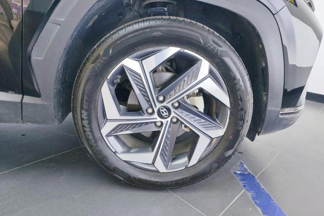 Hyundai Tucson 2023 L 1.5 T DLX 2 WD — фото 8