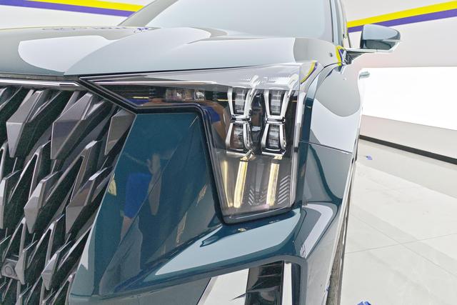 Trumpchi GS8 2022 2.0 TM Hybrid 4 WD 7 — фото 5