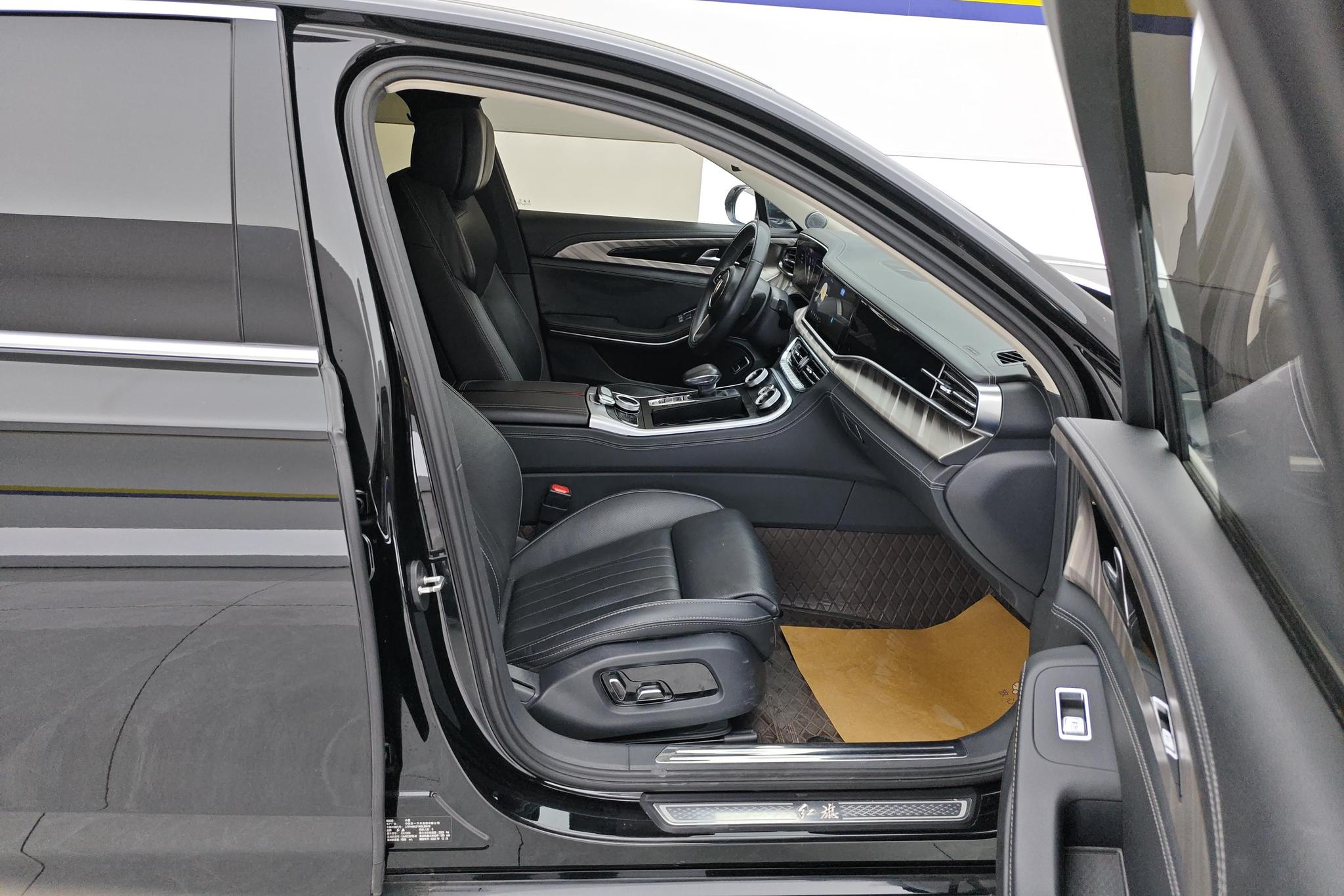 Hongqi H9 2022 2.0T