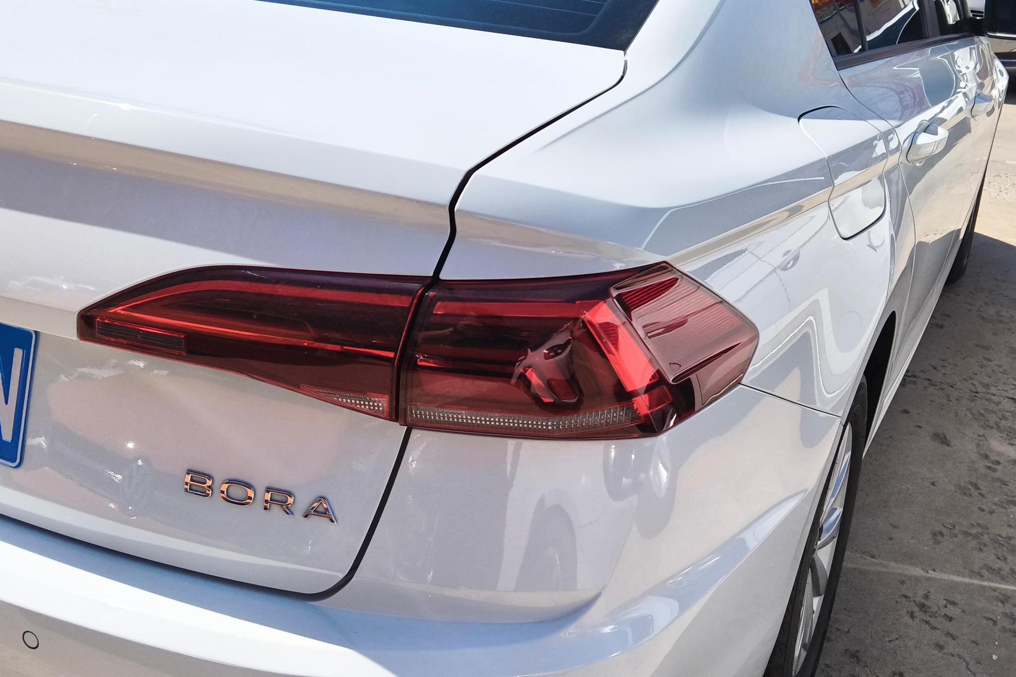 Volkswagen Bora 2021 1.5L AT Fashion Smart Connect