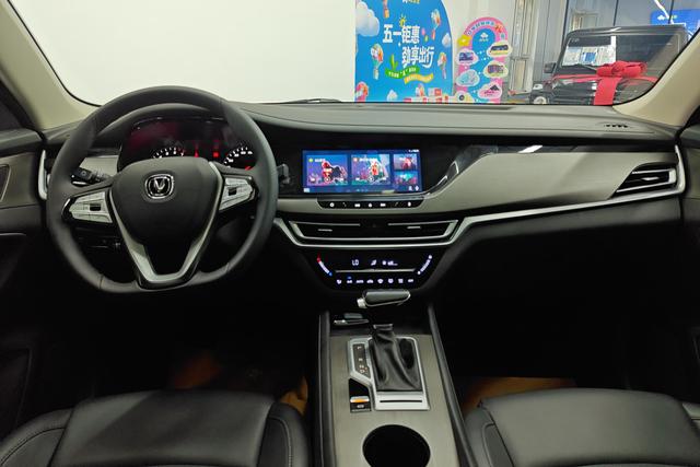 Changan CS35 PLUS 2019 1.4 T DCT — фото 11