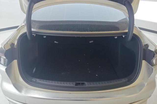 Ford Mondeo 2025 Eco Boost 245 Luxury — фото 17