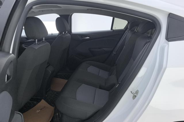 Chevrolet Cruze 2018 Redline 320 AT — фото 16