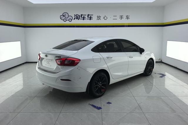 Chevrolet Cruze 2018 Redline 320 AT — фото 3