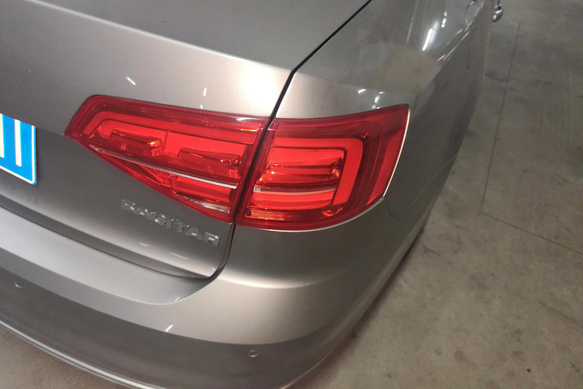 Volkswagen Sagitar 2017 1.6L AT Comfort