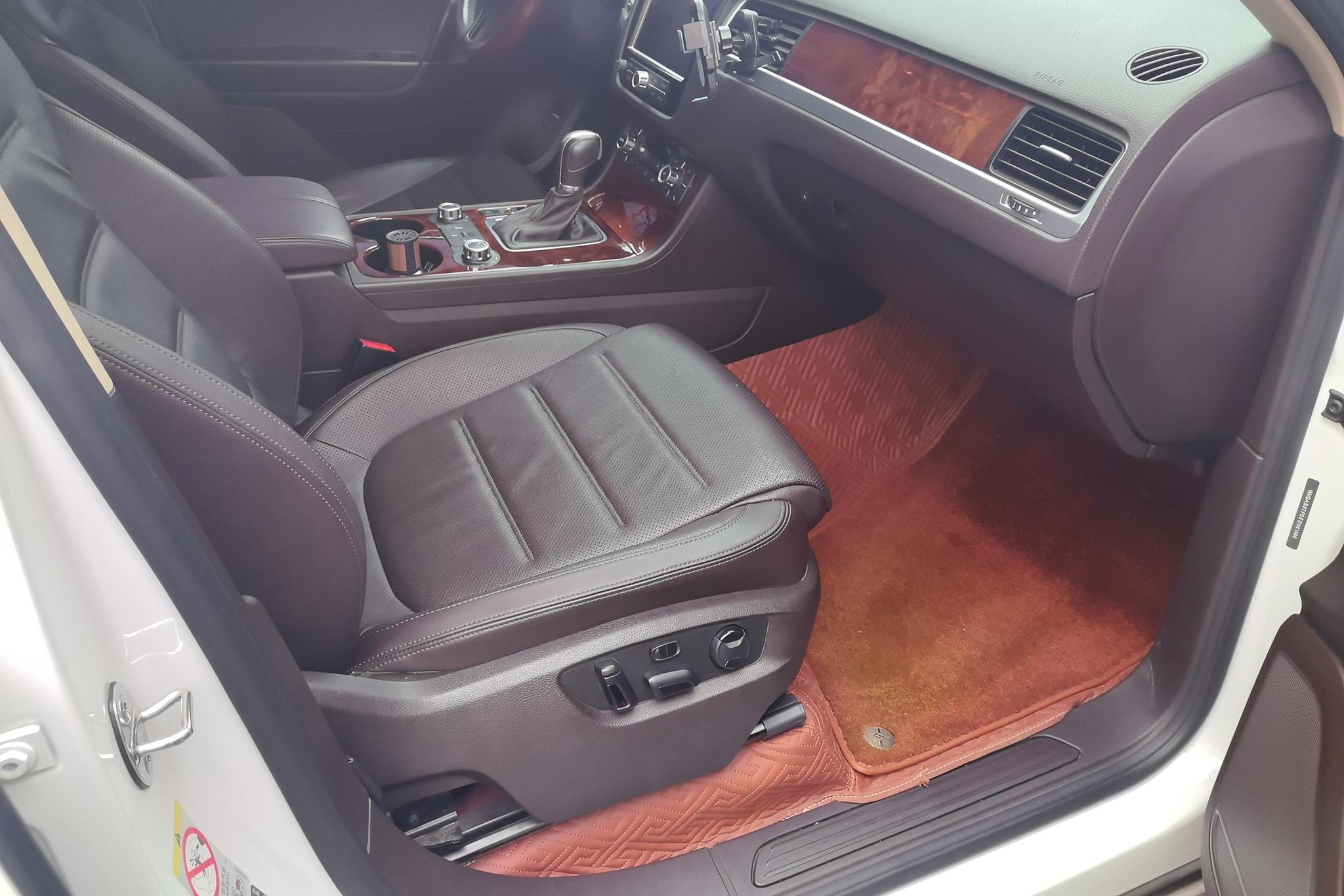 Volkswagen Touareg 2011 3.0TSI Comfort