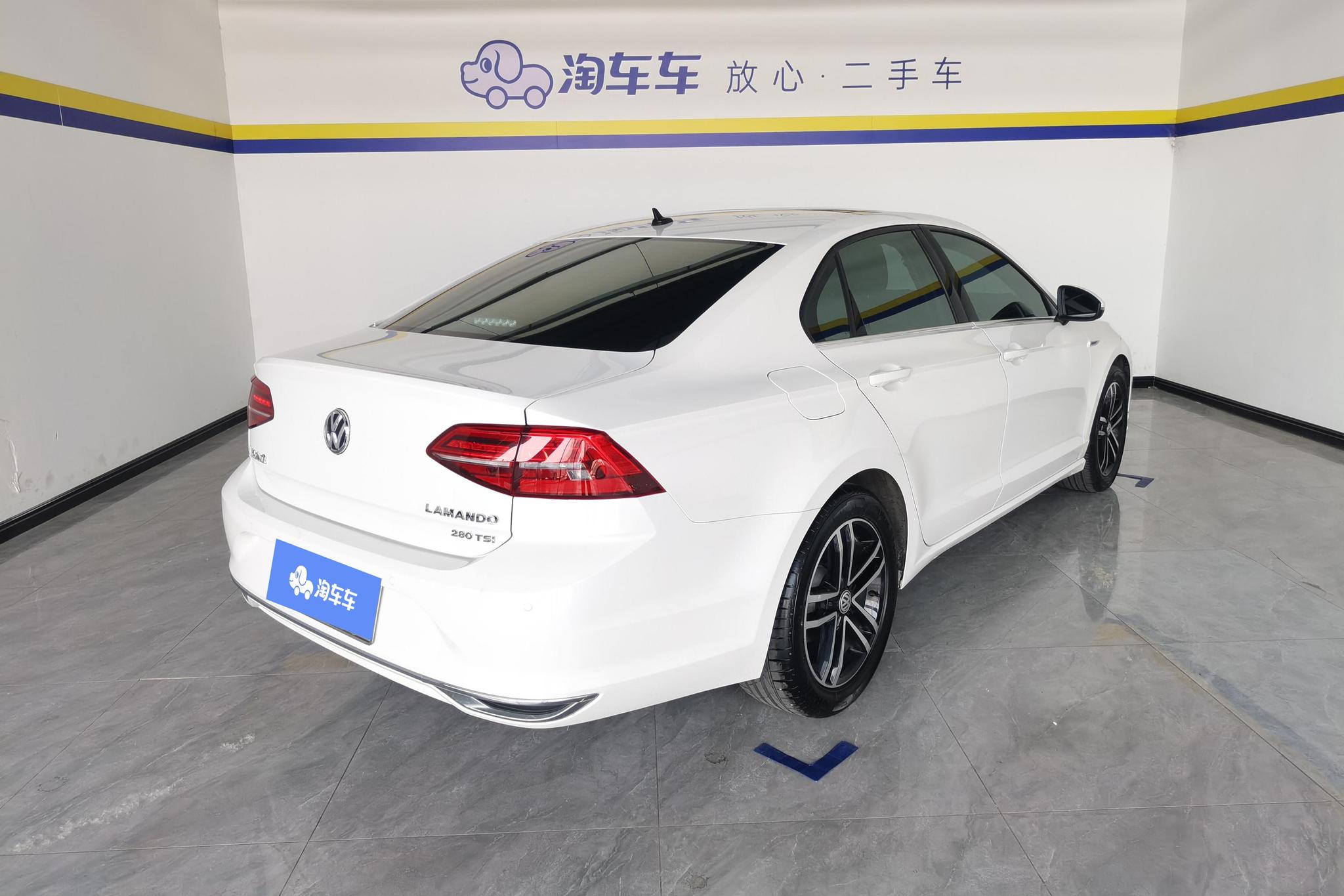 Volkswagen Lamando 2019 280TSI DSG Comfort VI