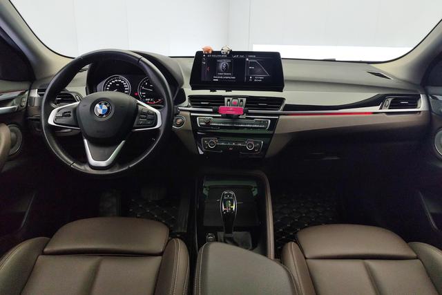 BMW X2 2021 s Drive 20i M — фото 13