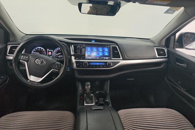 Toyota Highlander 2018 2.0 T 4 WD 7 VI — фото 12