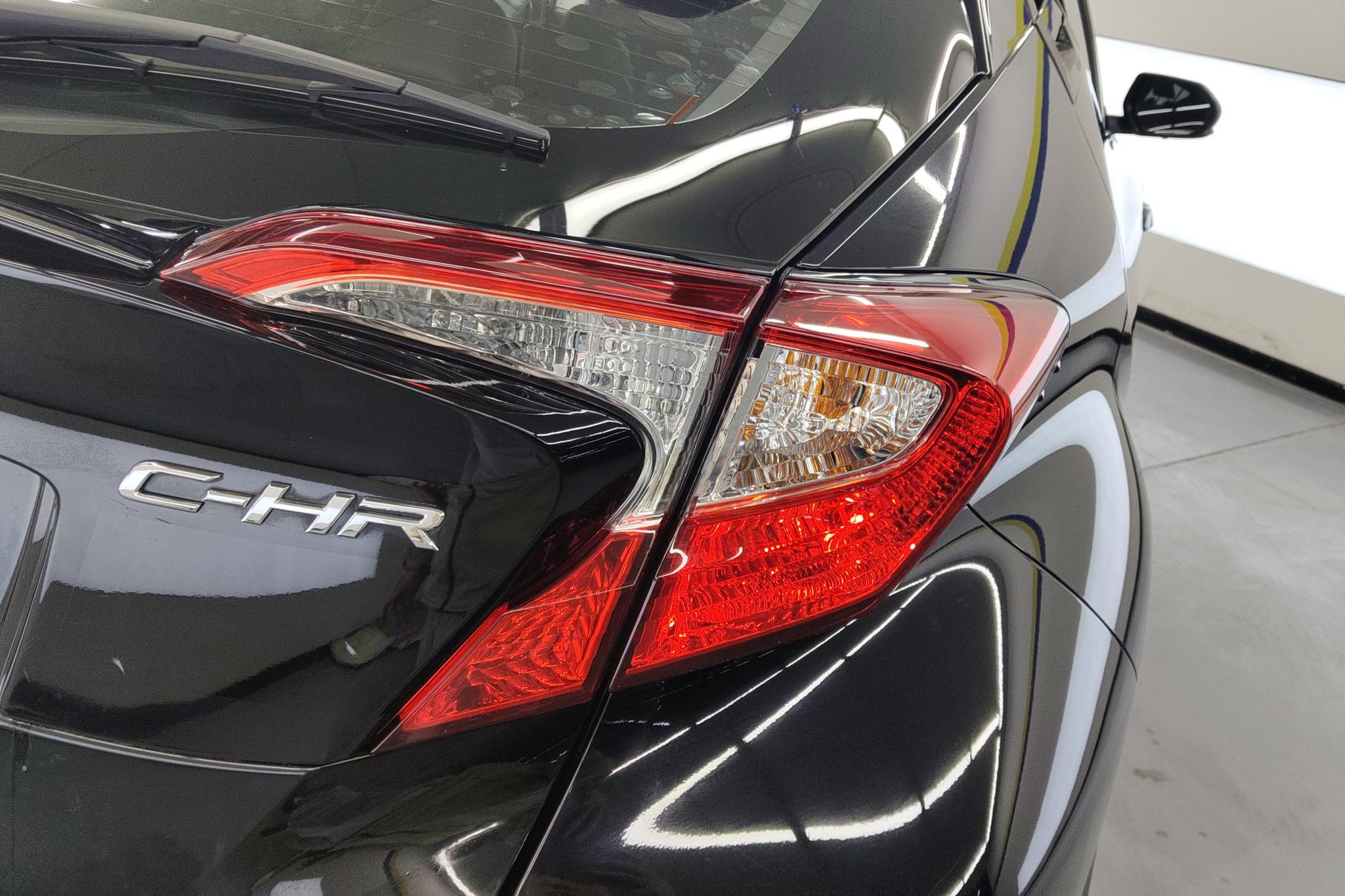 Toyota C-HR 2020 2.0L Lead