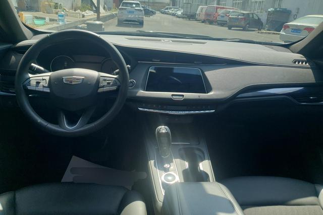 Cadillac XT4 2021 28 T 2 WD — фото 13