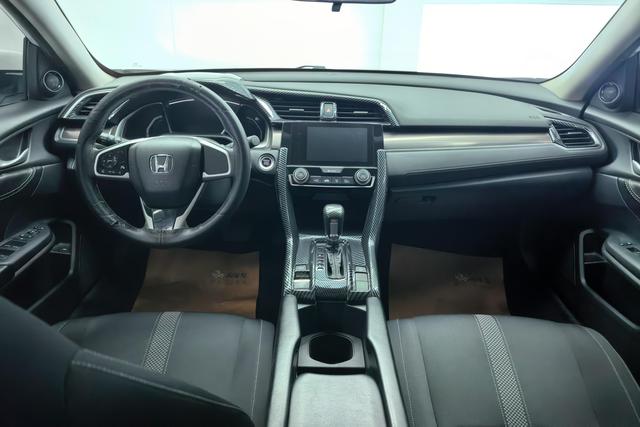 Honda "思域" 可 以 翻 译 为 "Civic" 2019 — фото 11