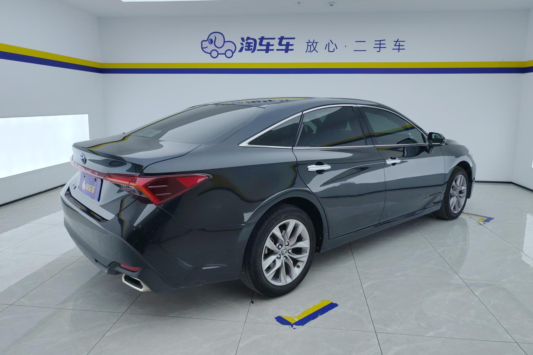 Toyota Avalon 2019 2.0L Luxury VI