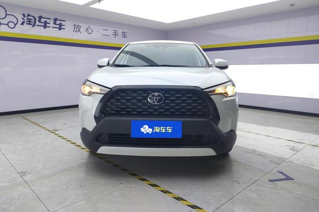 Toyota Corolla Cross 2023 2.0 L CVT — фото 2