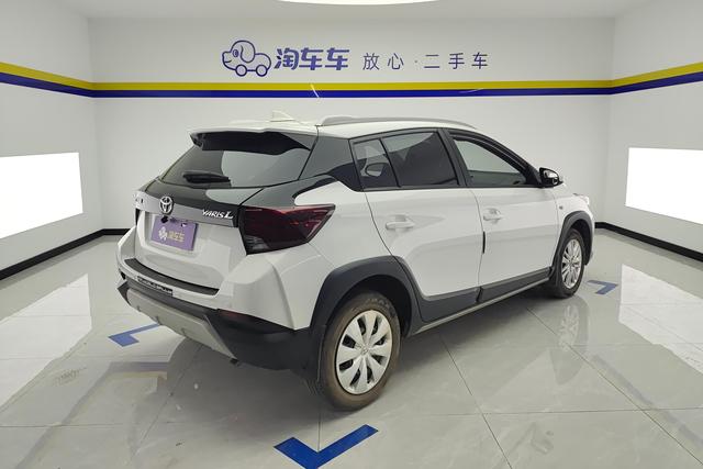Toyota YARIS L 2021 1.5 L CVT — фото 3