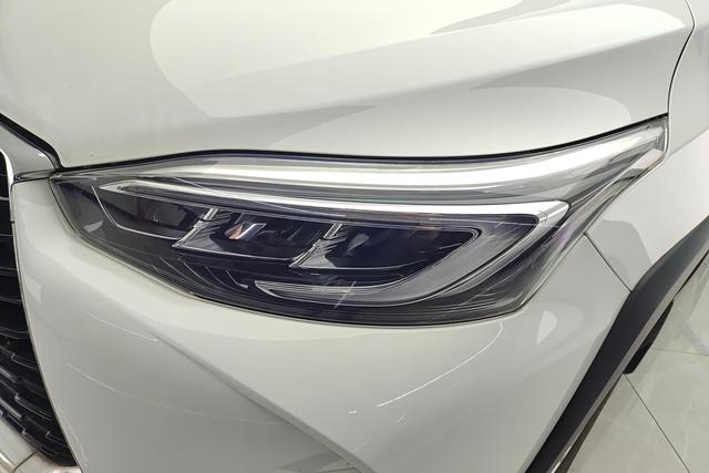 Toyota YARIS L 2021 1.5 L CVT — фото 4