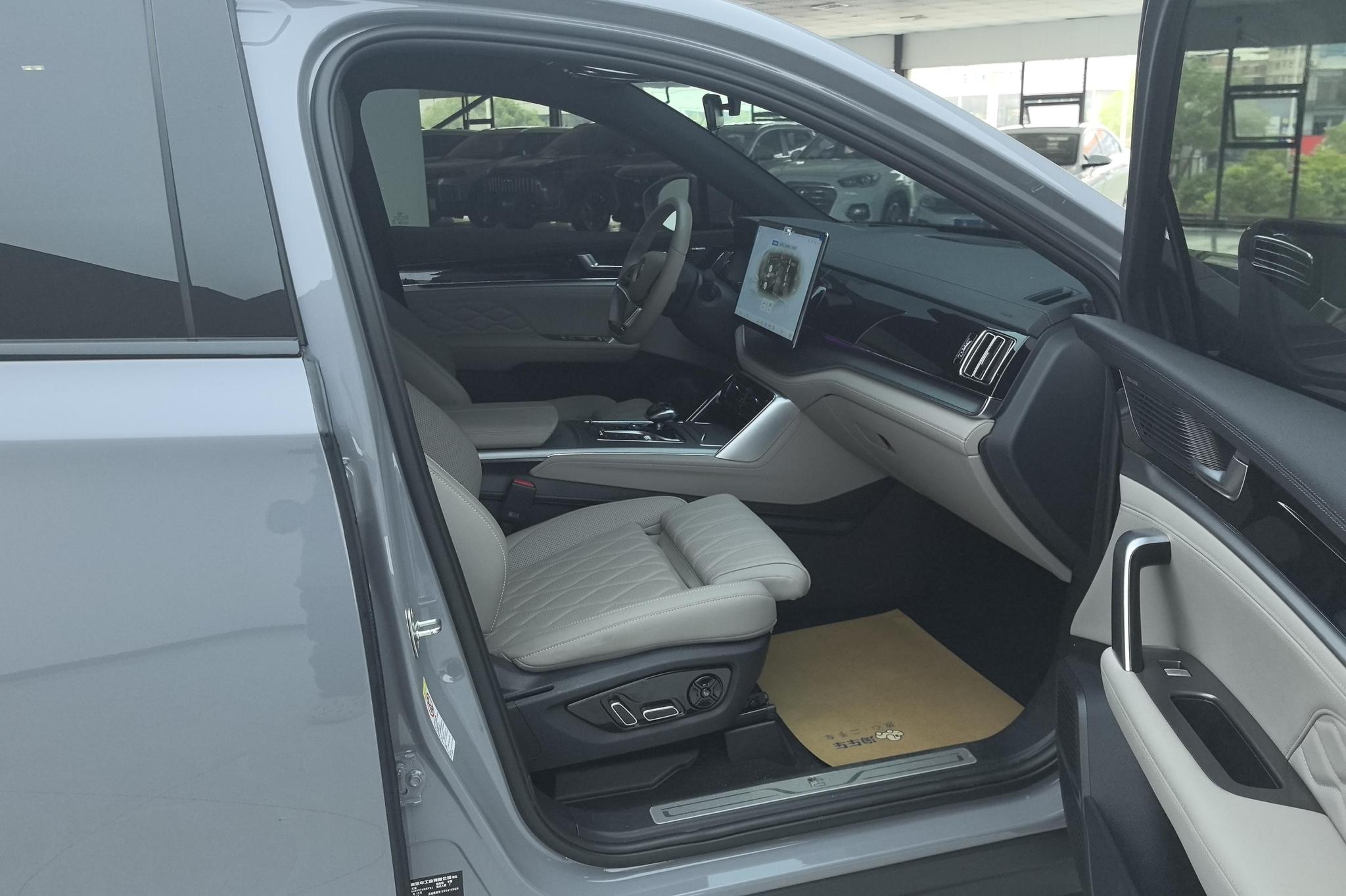 BYD Tang DM 2025 DM-i 115KM Flagship