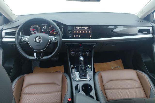 Volkswagen Lavida 2019 280 TSI DSG VI — фото 12