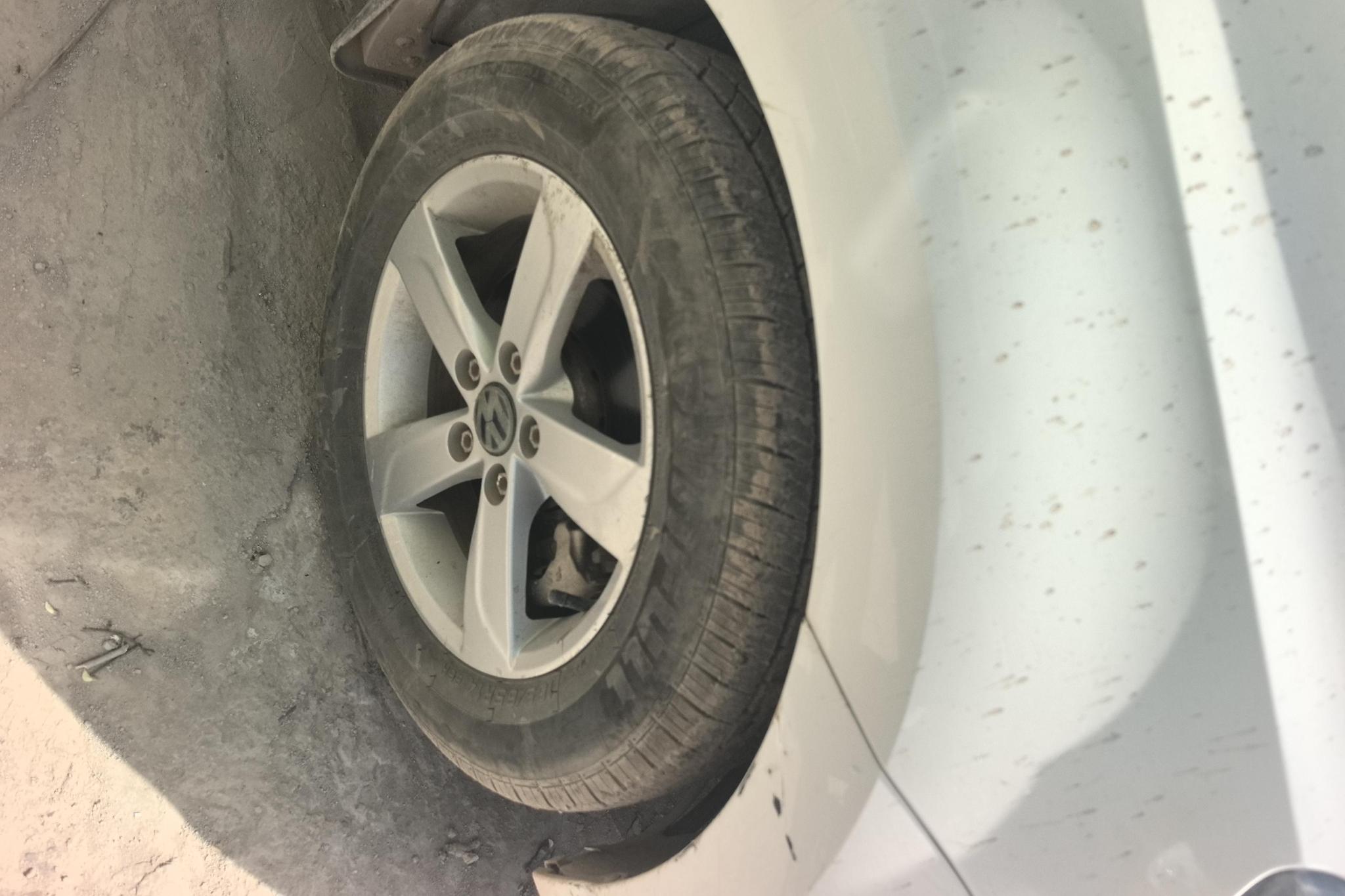 Volkswagen Polo 2016 1.4L MT