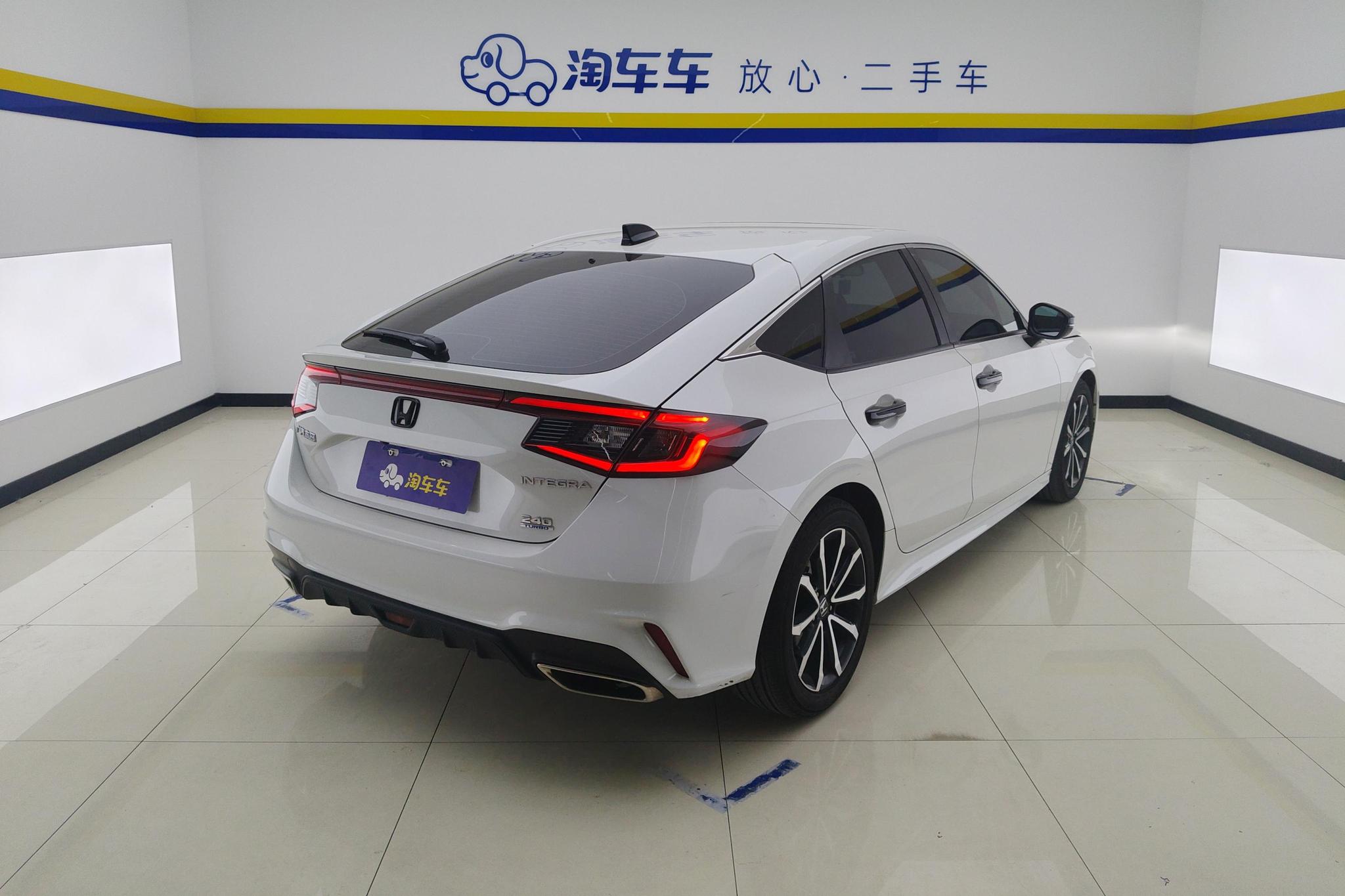 Honda Integra 2023 HATCHBACK 240TURBO CVT