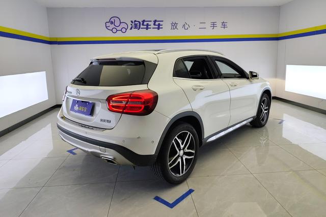 Mercedes-Benz GLA 2016 GLA 200 — фото 3