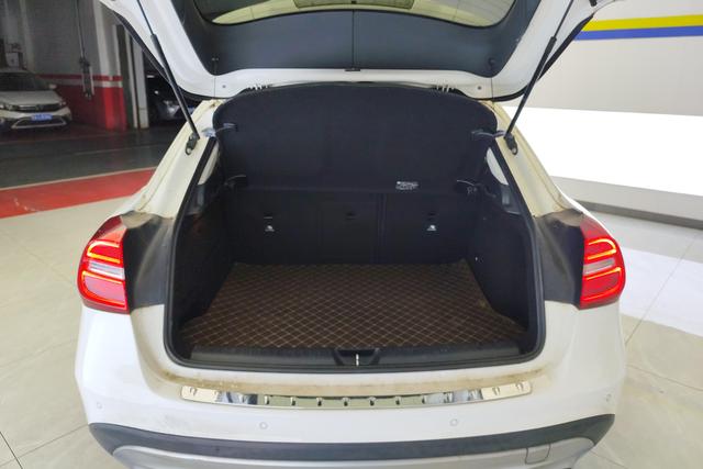 Mercedes-Benz GLA 2016 GLA 200 — фото 17