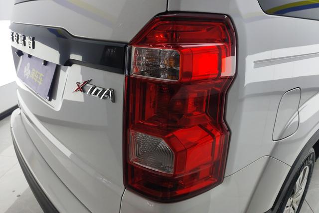 Changan Auchan X70 A 2019 1.5 L MTBase VI — фото 5